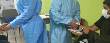 La OPS pide a países priorizar pruebas rápidas para personas con síntomas de COVID-19