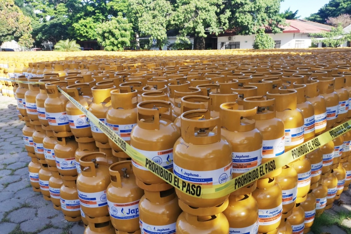 Santa Cruz recibe dosificación de 30.700 garrafas nuevas de GLP