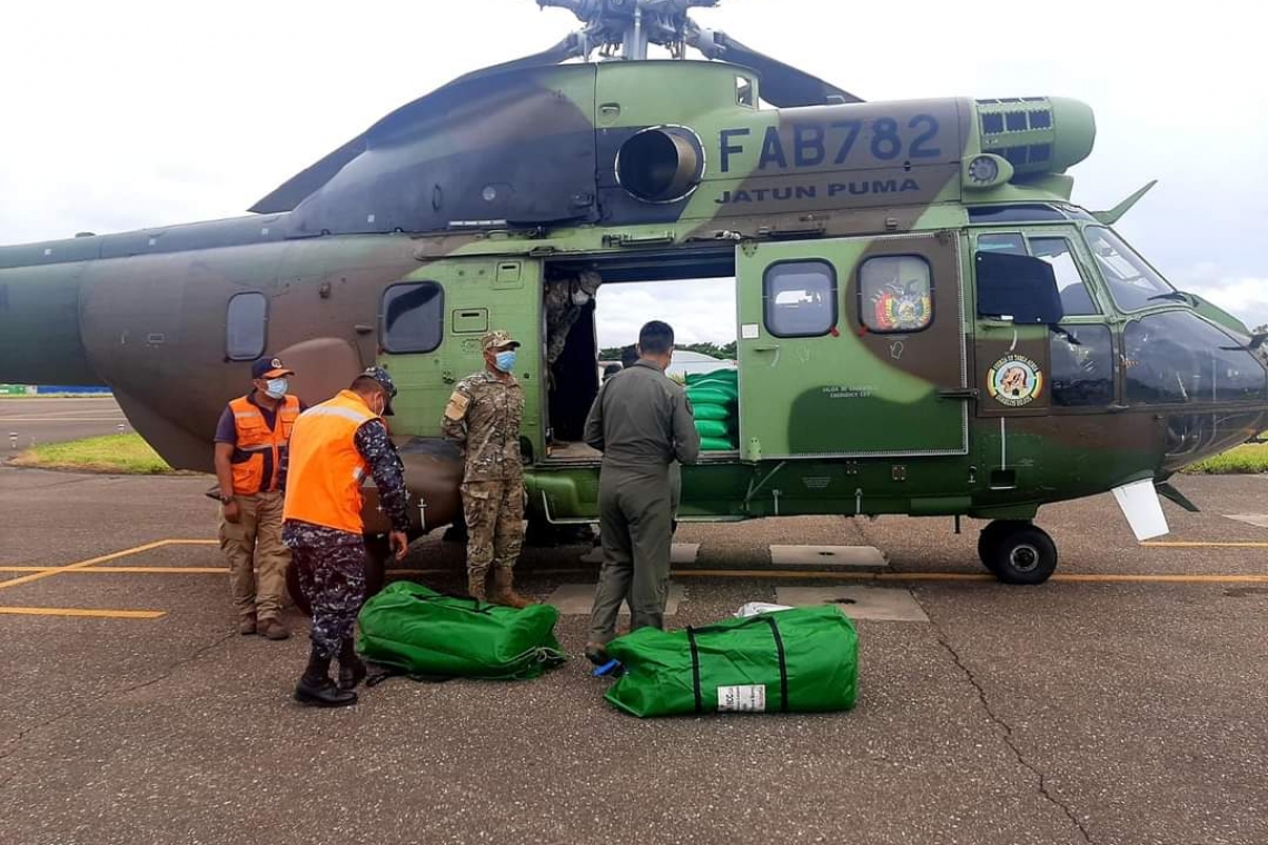 Damnificados con riadas reciben ayuda humanitaria en Tarija
