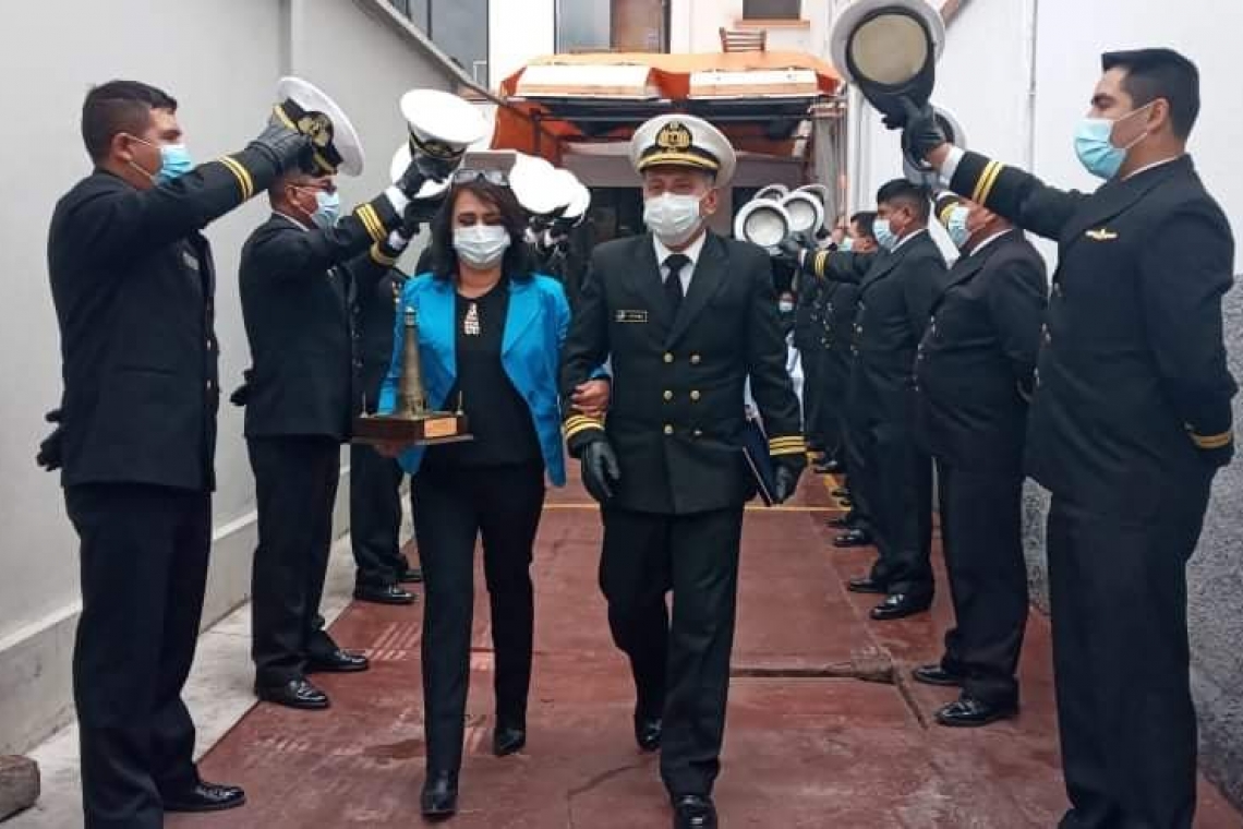 Inédito homenaje a naval por ejemplar 30 años de servicio en la Armada 