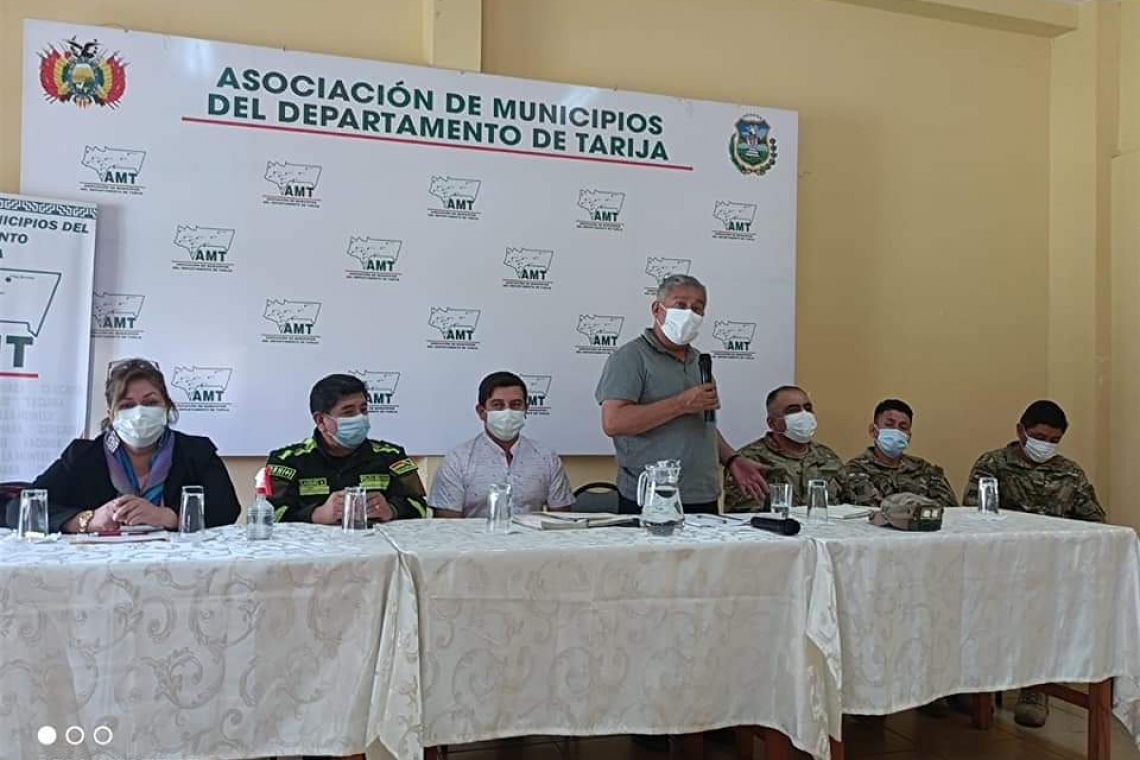 Instituciones tarijeñas acuerdan “cerrar filas” contra el contrabando