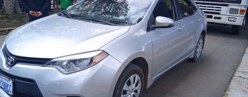 Militares entregan vehículos “chutos” a la Aduana Nacional