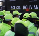 Gobierno refuerza seguridad con camión policía multipropósito en El Alto