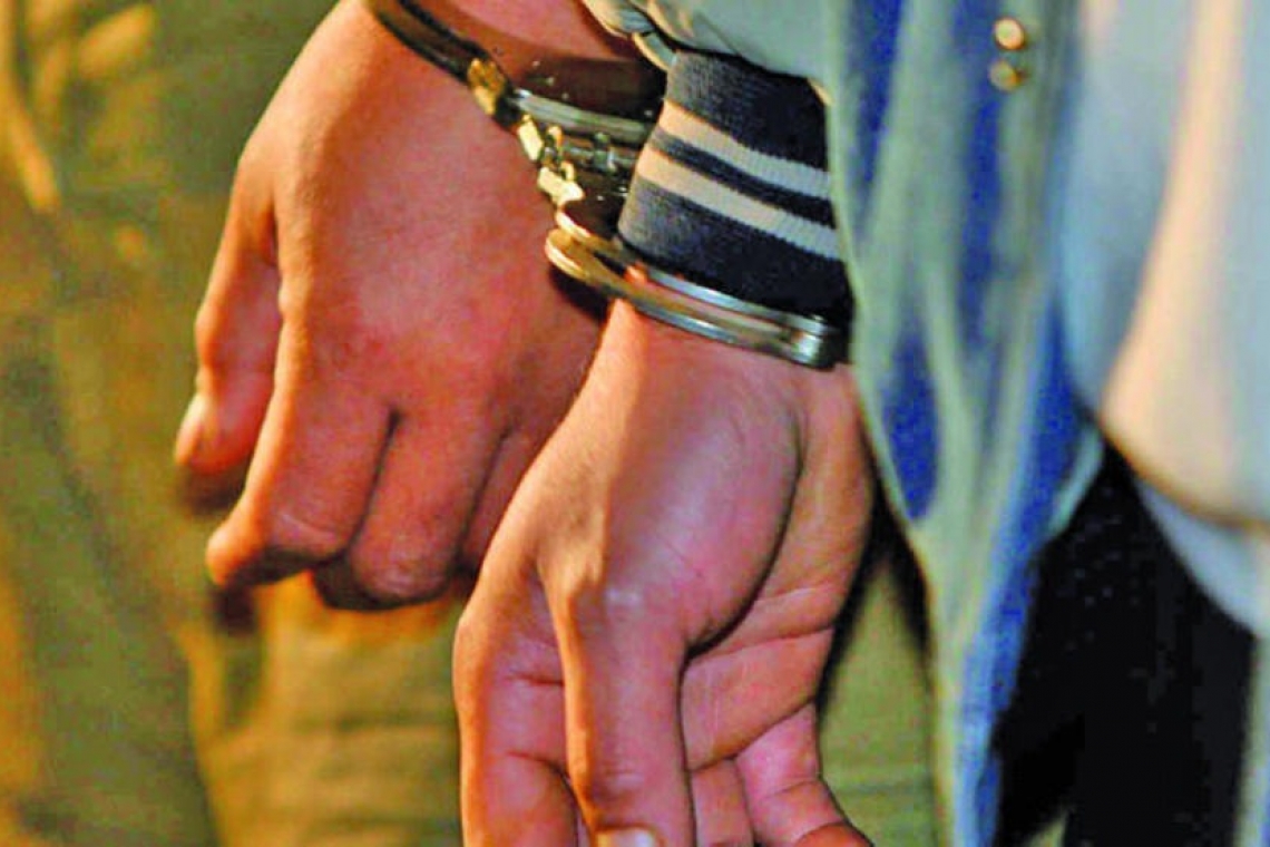 Condenan a 30 años a dos policías acusados de violación a una niña en Tarija