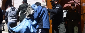 Remueven a tres implicados en extorsión de San Pedro a la cárcel de Chonchocoro