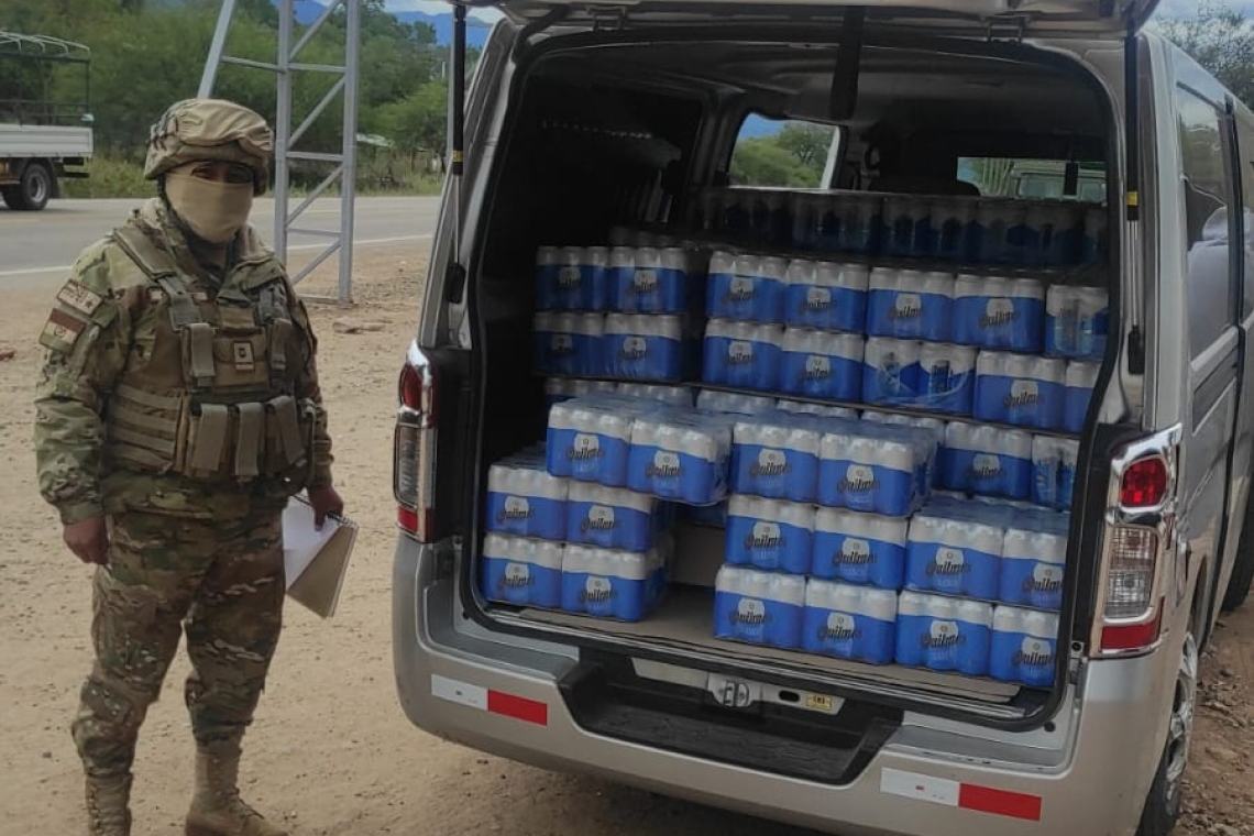 CEO entrega a la Aduana productos de contrabando y cerveza en frontera con Paraguay