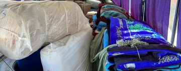 Aduana incauta fardos de ropa y celulares valuados en más de Bs 430.000