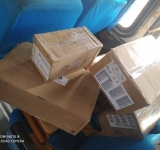 Militares comisan gran cantidad de mercadería de contrabando en Viacha-La Paz