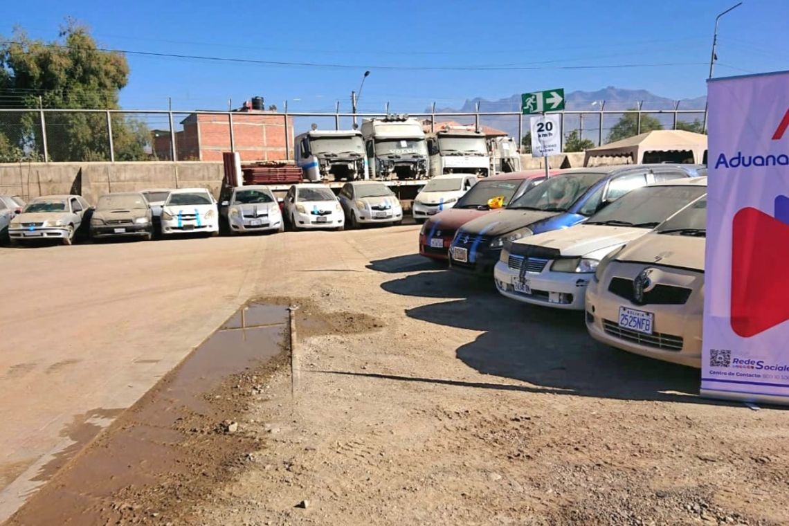 Aduana comisó 32 vehículos en Cochabamba, el 90% opuso resistencia