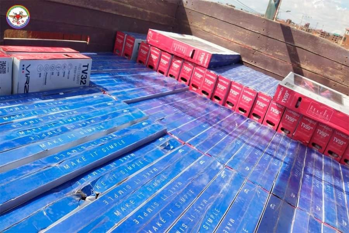 CEO incauta camión con televisores e impresoras y celulares en poder de una persona