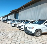 Aduana en seis semanas incauta 49 vehículos “chutos” en Santa Cruz 