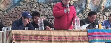 Socializan lucha contra el contrabando a Trabajadores Campesinos de Cochabamba