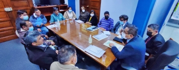 CNS y Fensegural acuerdan levantar el paro en Santa Cruz