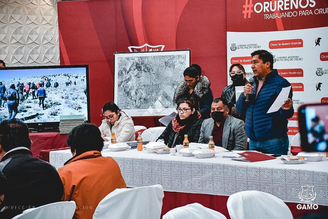 Alcaldía apuesta al ofrecimiento de obras para que la población se quedé en Oruro para el Censo 2022