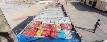 Incautan camiones cargados de contrabando y autos indocumentados en Viacha y Uyuni