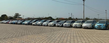 Aduana comisa 32 vehículos “chutos” en la ciudad de Santa Cruz