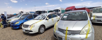La Paz: Aduana comisa 57 vehículos “chutos” valuadas en Bs 7 millones