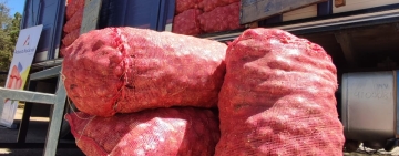 Incautan 86 toneladas de productos perecederos sin registro sanitario en La Paz 