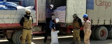 En Villazón, hallan cinco camiones con 110 toneladas de productos comestibles ilegales