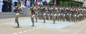 Arce destaca fortalecimiento de las FFAA, atención humanitaria y lucha contra el contrabando