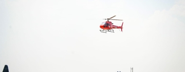 Gobierno desplaza helicóptero con bambi bucket para sofocar incendio en La Asunta 