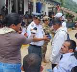 Entregan 15 libretas de Servicio Militar a personas con discapacidad en Rurrenabaque