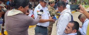 Entregan 15 libretas de Servicio Militar a personas con discapacidad en Rurrenabaque