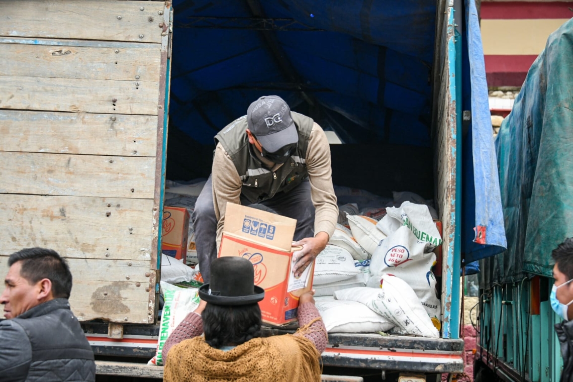 Entregan 50,78 toneladas de ayuda a damnificados de seis municipios de La Paz