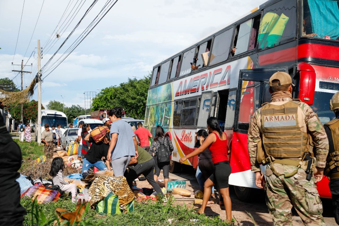 Aduana comisa flotas que transportaban mercancía ilegal en compartimientos adecuados