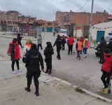 Policía recupera espacios públicos y arrestas un centenar de infractores