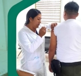 Policía socializa medidas de prevención contra el “Dengue” en Pando