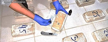 FELCN-Santa Cruz secuestra 169 kilos de cocaína y se afecta al narcotráfico con $us 489.435