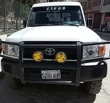 Tres maestros aprehendidos y un vehículo secuestrado con 2.500 explosivos