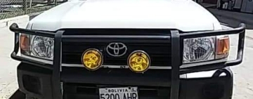 Tres maestros aprehendidos y un vehículo secuestrado con 2.500 explosivos