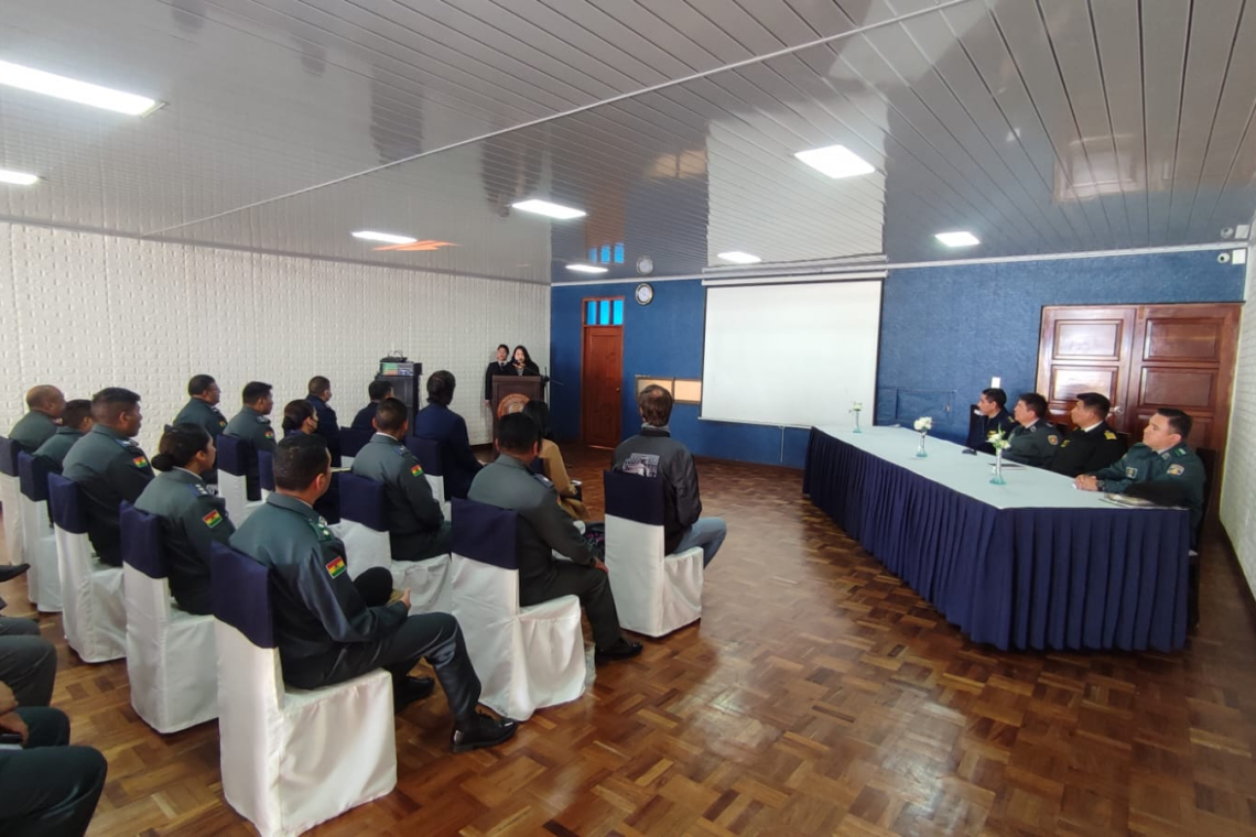 Capacitan “Generando una cultura de DDHH en los Institutos Militares y Cuarteles”