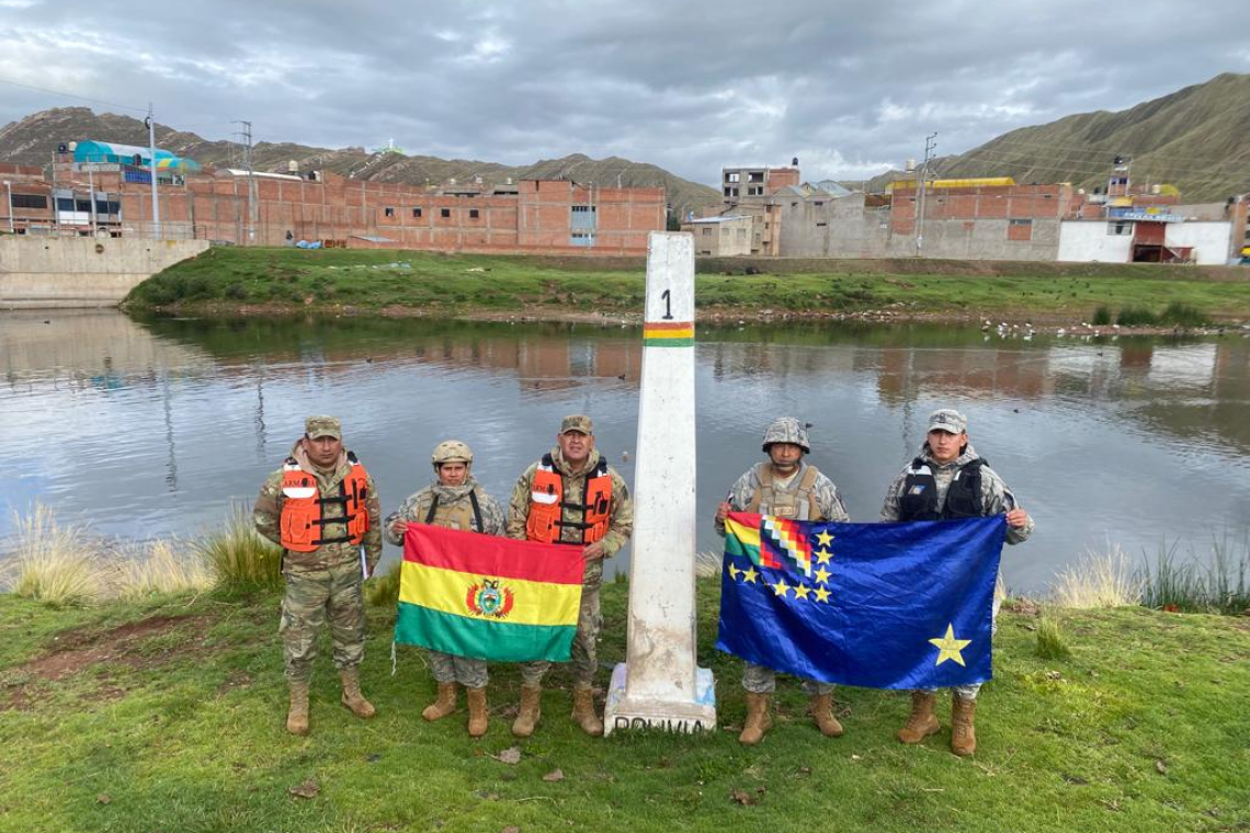 Defensa inspecciona zonas de seguridad en la línea de frontera con el Perú