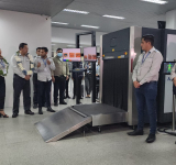 Bolivia refuerza su seguridad internacional con 10 escáneres aduaneros