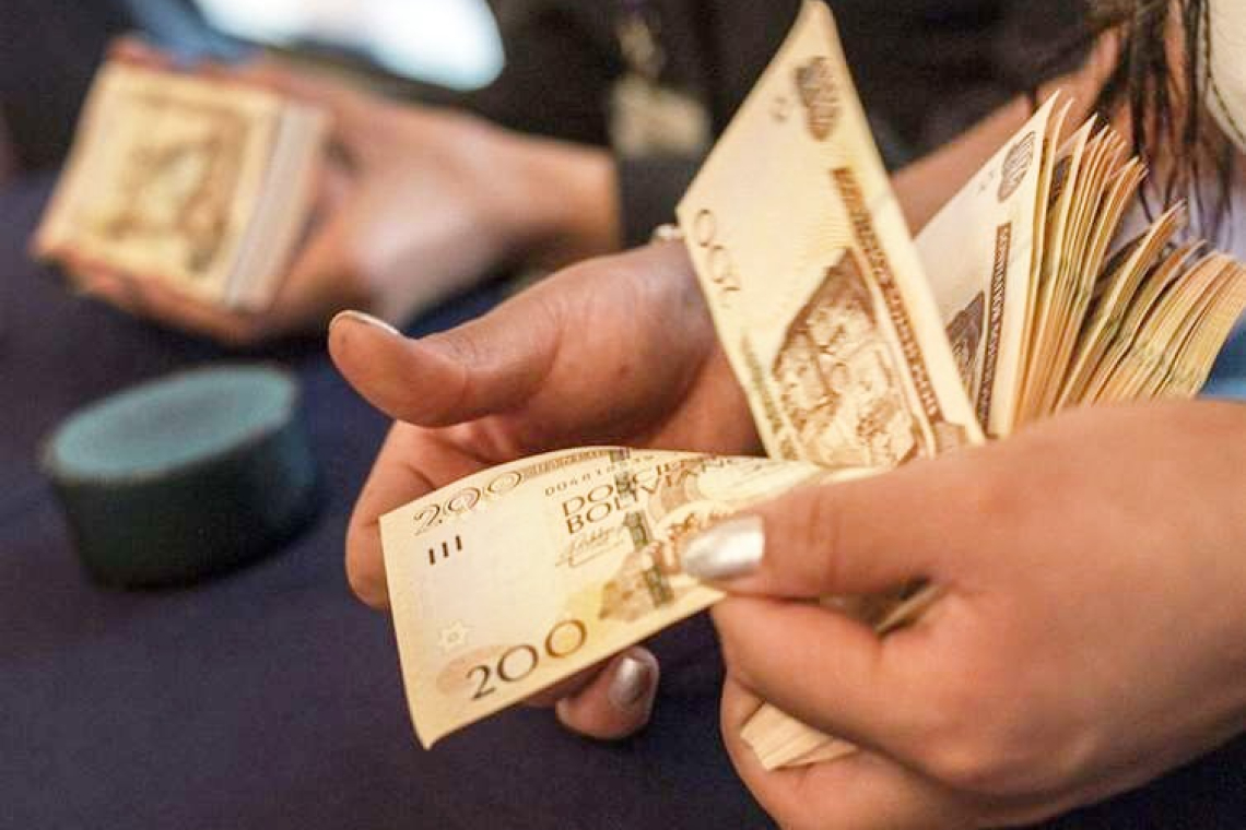 En especulación del dólar, ocho personas sentenciadas por agio en juicio abreviado