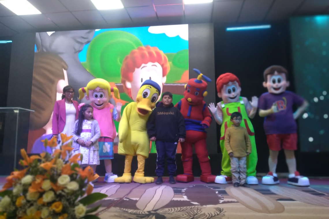 Iglesia Filadelfia festejó a los niños con la presencia de “Biper y sus amigos”