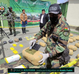 La Paz: FELCN incauta 120 kg de cocaína-marihuana y una afectación de $us181.000