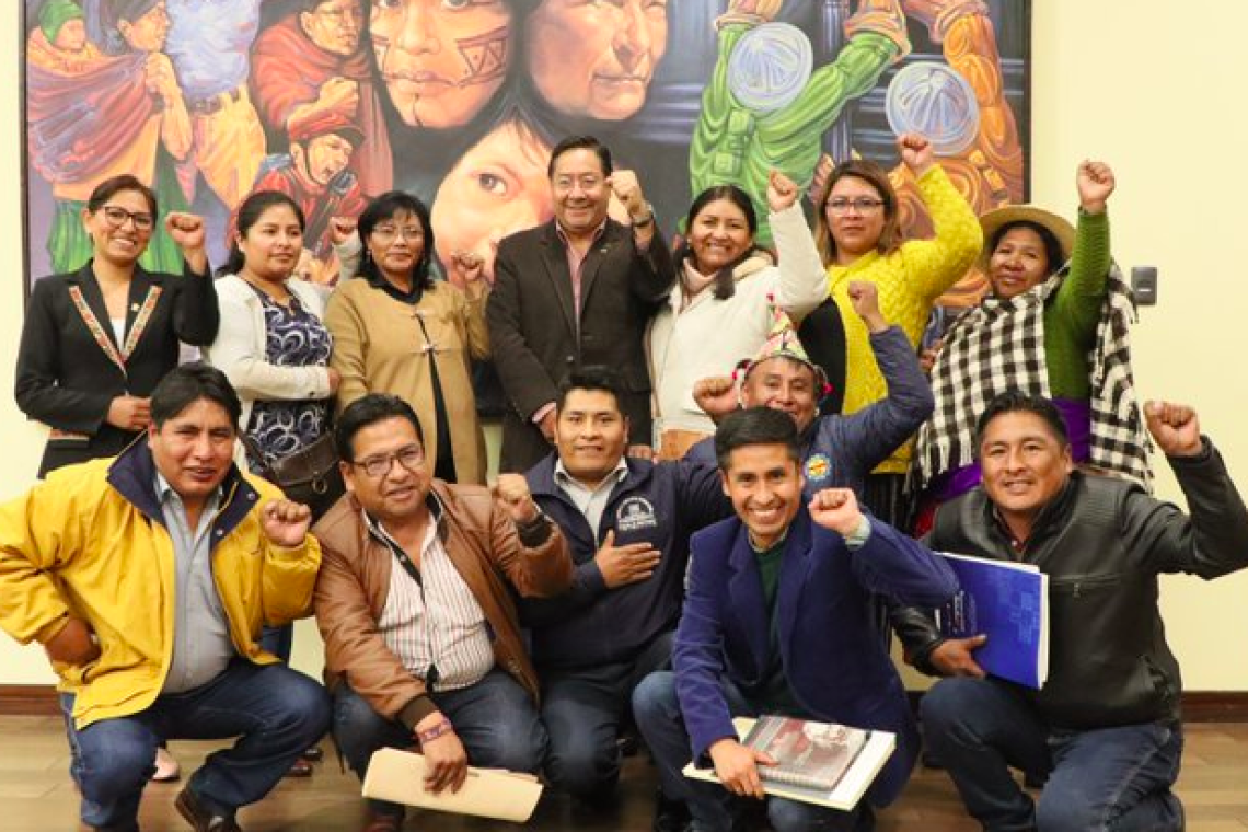 Presidente y bancada parlamentaria del MAS Oruro definen “ruta” de desarrollo del departamento