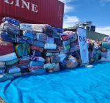 Allanan casa en La Paz llena de edredones y ropa de dormir ilícito valuadas en Bs 829.000 