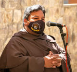 Policía y Fiscalía aprehenden a párroco de Iglesia de San Roque de Tarija