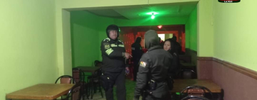 La Paz: Intervienen un cementerio de elefantes y clausuran dos bares en Villa Fátima