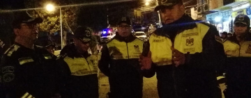 Por una Bolivia Segura, la Policía interactúa con vecinos del Distrito 13 de La Paz