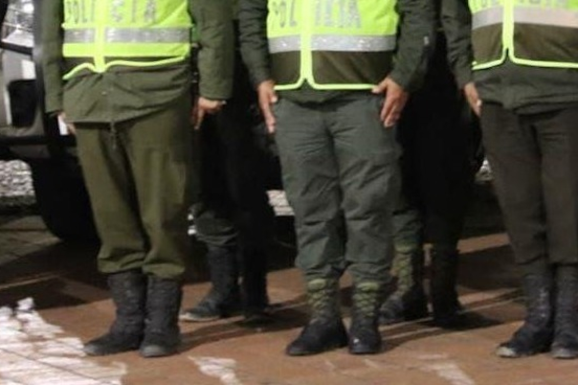 Fiscalía imputa a seis policías por presunto robo agravado de mineral