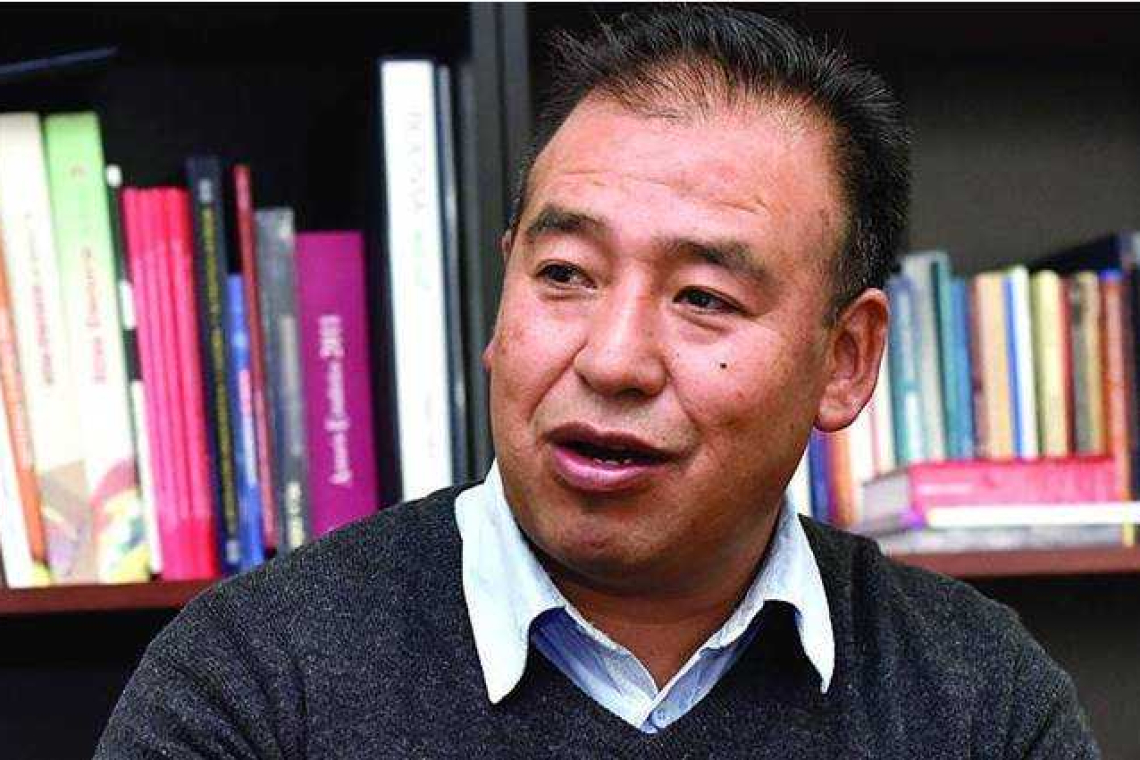 Periodista que investigó corrupción es víctima de acoso digital en Bolivia