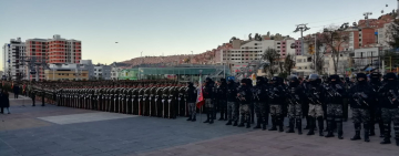 La Policía reafirma su compromiso de lealtad con la Patria en el inicio del mes aniversario