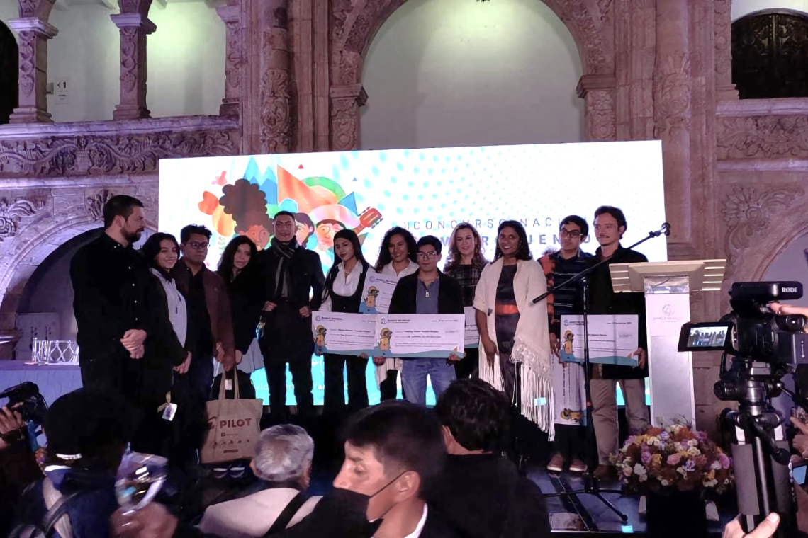 ¿HAN VISTO A MI HIJO?