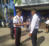 Entregan libretas de Servicio Militar a personas con discapacidad en Caranavi